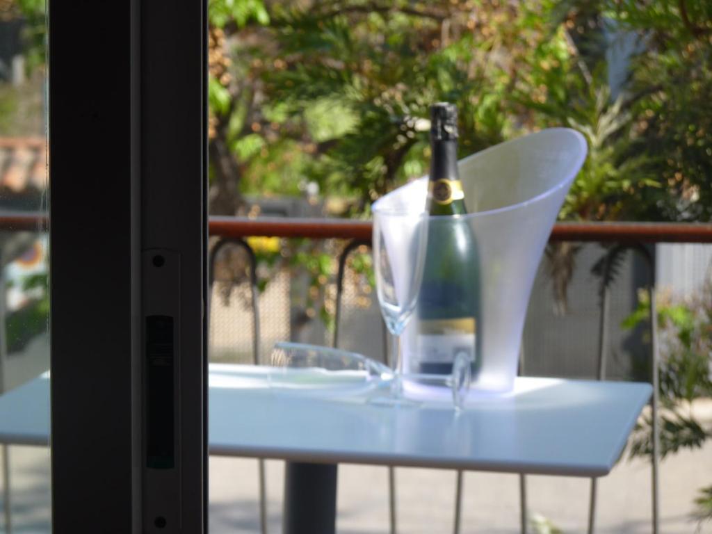 Hotel 139 Castelldefels Εξωτερικό φωτογραφία